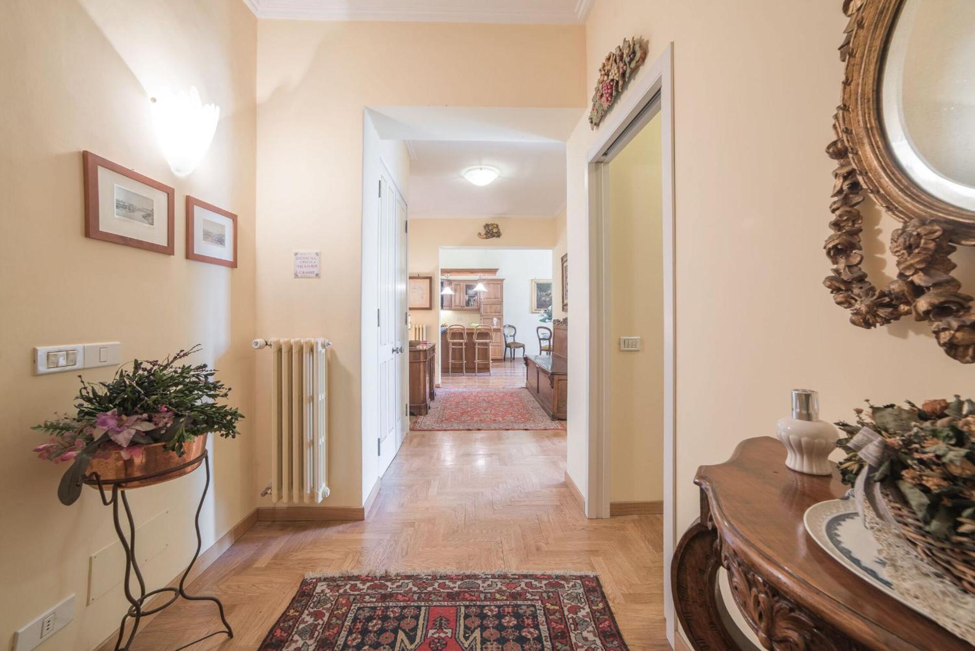 Italian Experience-Duomo Suite Florence Exterior photo
